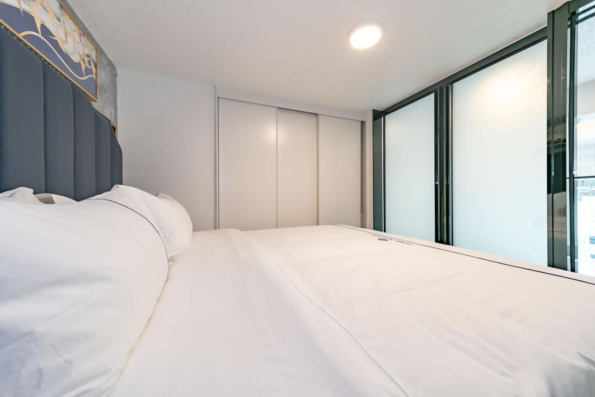 Boruisi Plaza Residence Apartment - Shenzhen Futian Convention & Exhibition Center Zewnętrze zdjęcie